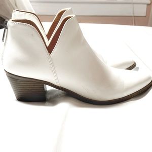 Women's White Ankle Booties - Sleek Zip-Back Chelsea Style